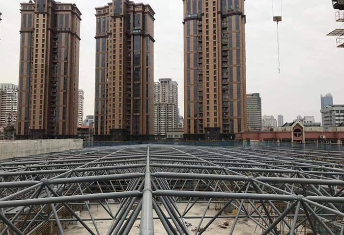 河北区螺栓球网架结构